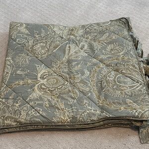 Elegant Paisley Euro Pillow Covers Set of 3